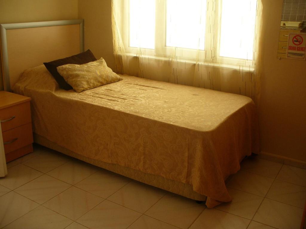 Kibar Apart Pansiyon Kusadası Zimmer foto